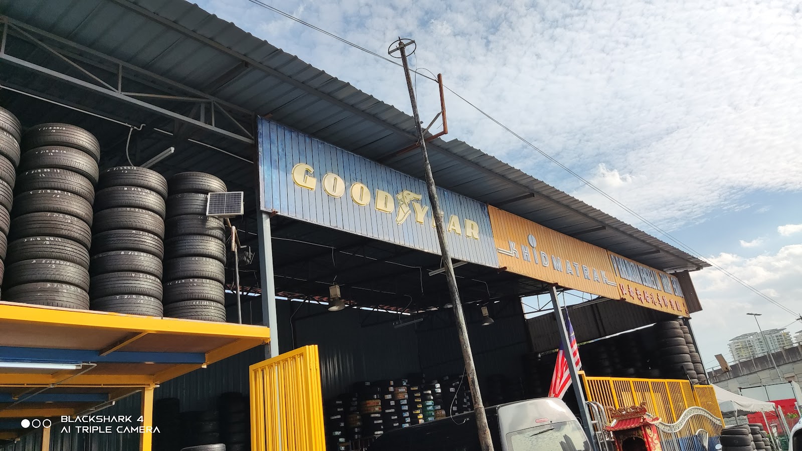 Bengkel Kereta & Tayar TYC Sentul 3